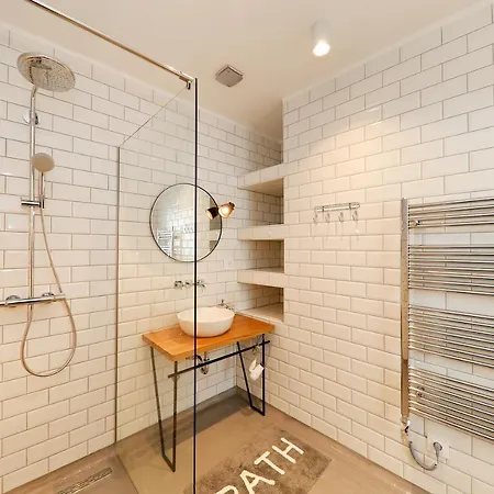 Appartement Whiterooms 12 *